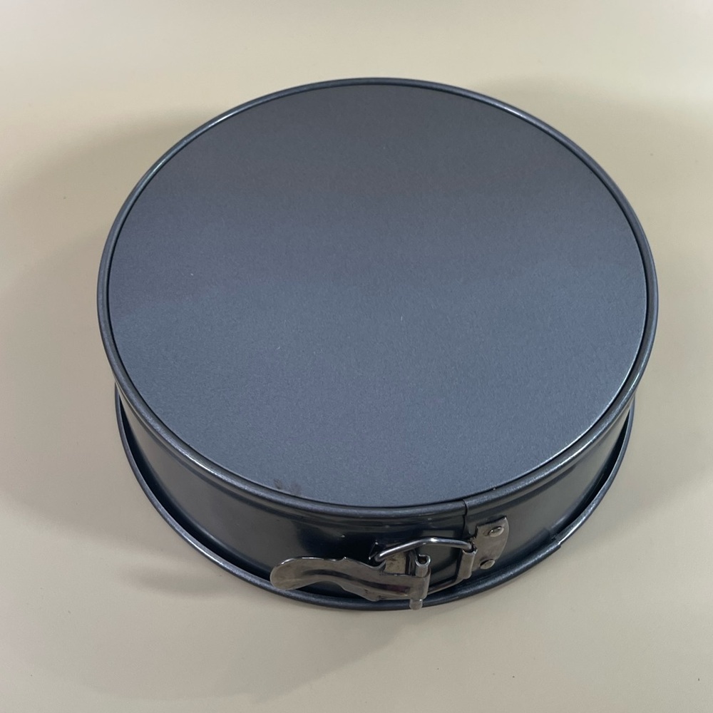Springform Cheesecake Pan 9"x 3" - Picture 7 of 11